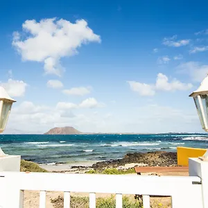 https://remos-amazing-villa-with-ocean-view.hotelsfuerteventura.org